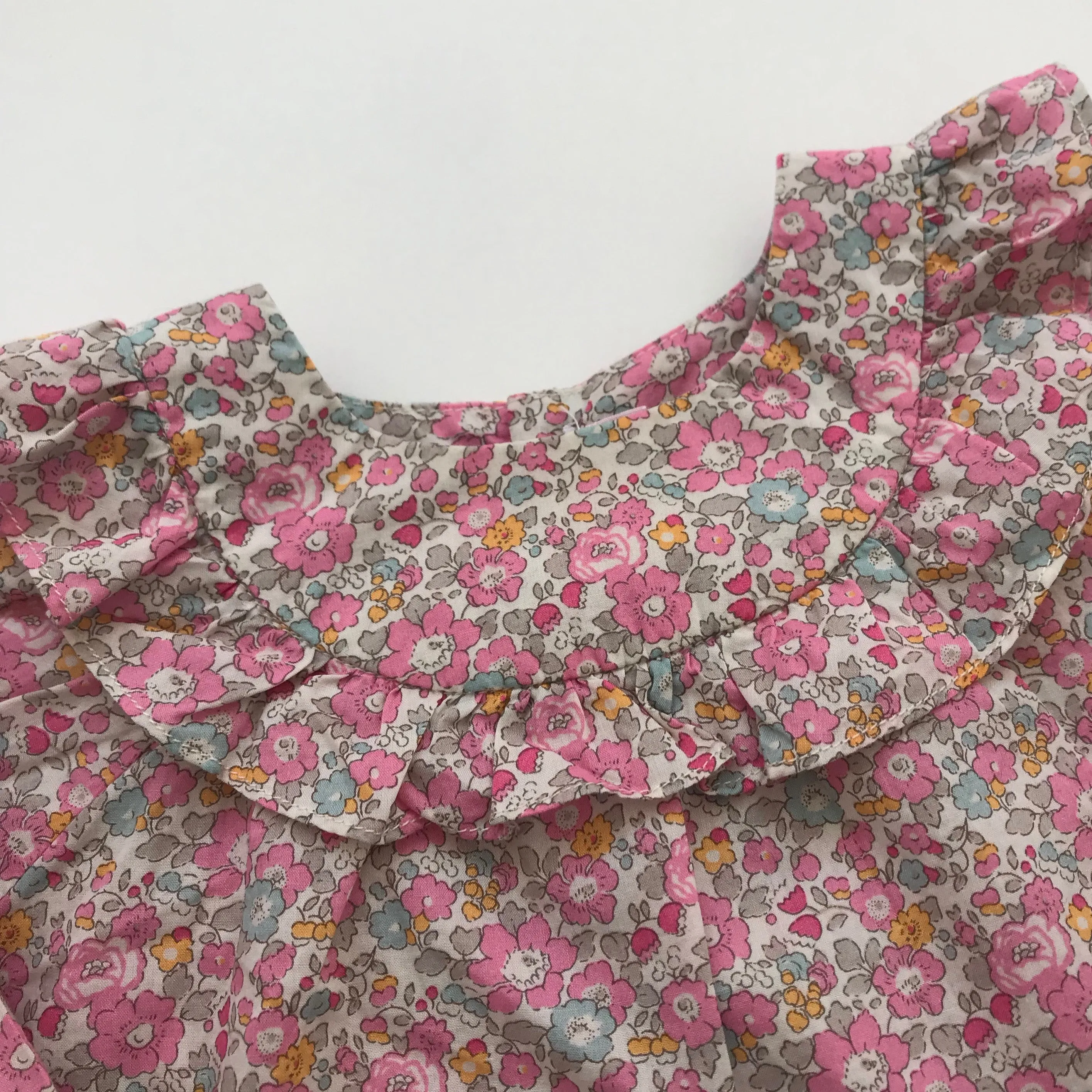 Bonpoint Liberty Print Floral Blouse With Frill: 18 Months