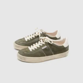 Golden Goose Soul Star Suede Upper Sneaker