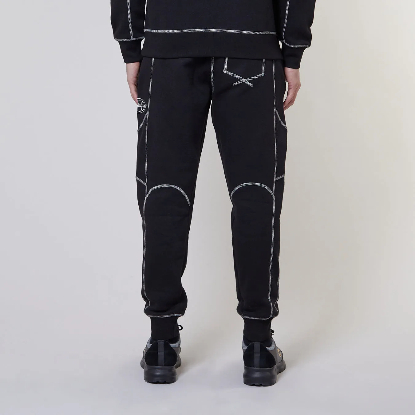 OVERLOCK JOGGER - BLACK