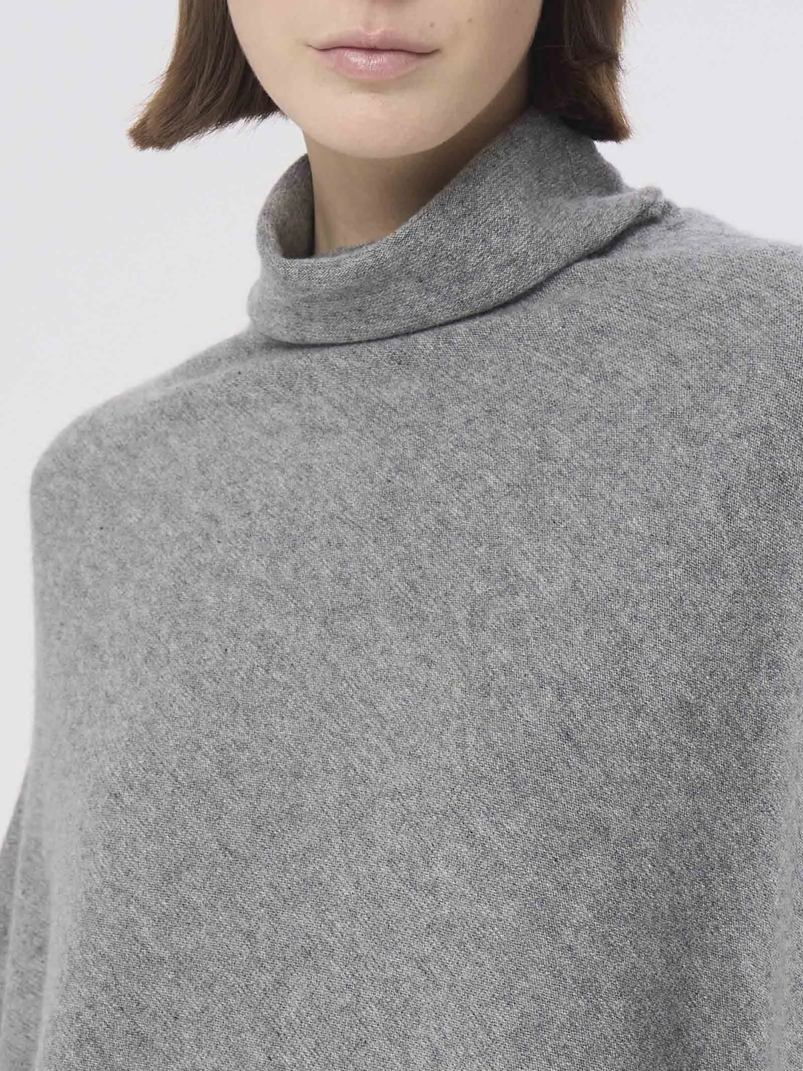 Poncho in filato Cashmerino - Avorio