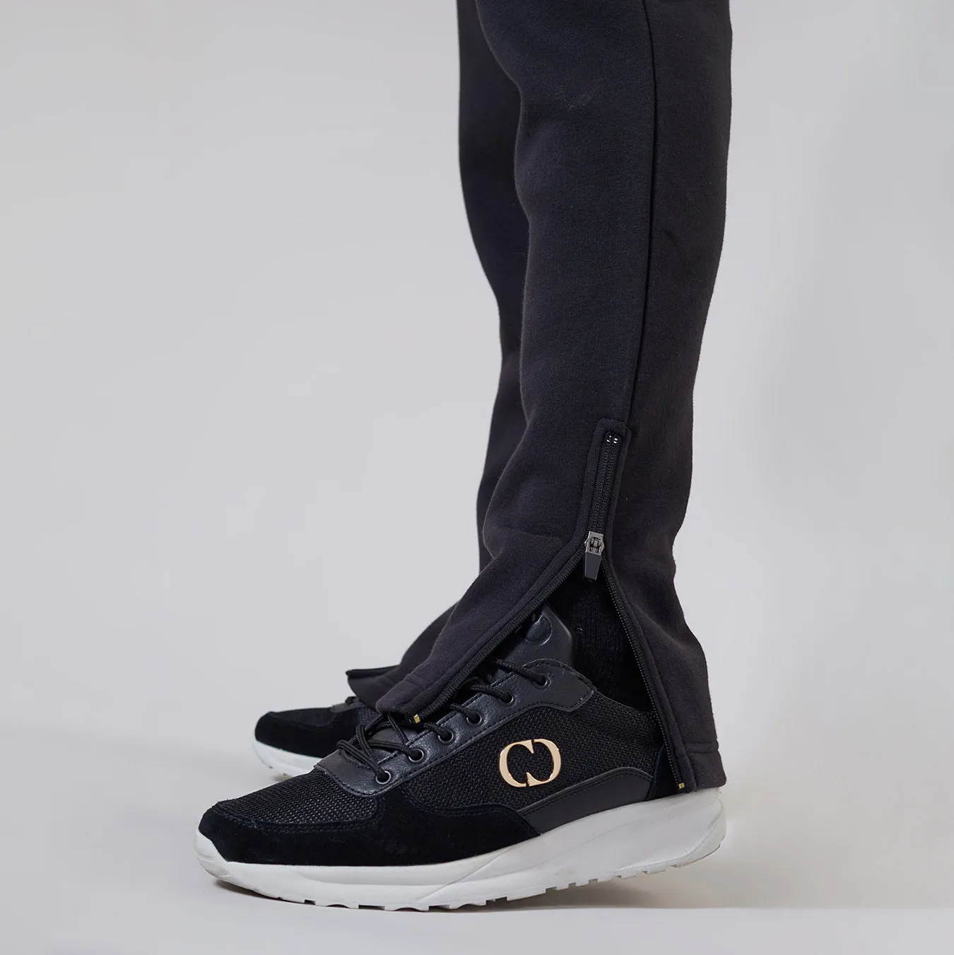 STANDARD JOGGER - BLACK